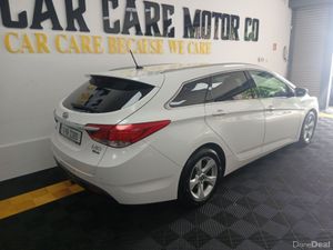 Hyundai i40 1.7 Crdi Style BLU Driv 5DR - Image 4