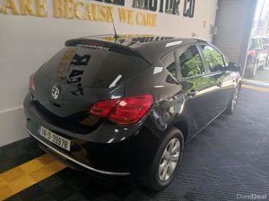 Vauxhall Astra 1.3 Cdti Ecoflex Design S/S 95PS 5D - Image 4