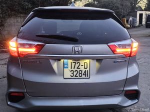 2017 HONDA SHUTTLE HYBRID AUTO NCT'd €9,990 - Image 4