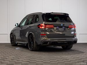 2025 BMW X5 X-Drive 50e M-Sport - Image 4