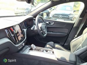Volvo XC60 Recharge PHEV  Plus Dark - Image 3
