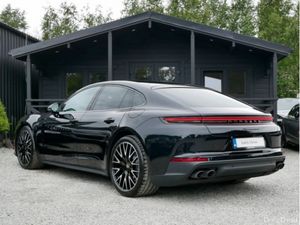 Porsche Panamera 4 PDK E-HYBRID, BOSE , TILT AND S - Image 4