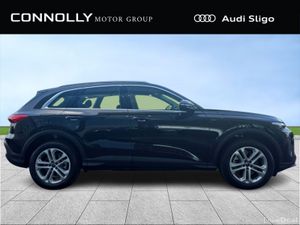 Audi Q5 SUV SE e-hybrid 299HP Quattro Auto - IN ST - Image 3