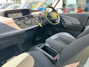 Citroen C4 Picasso GRAND 1.6 E-HDI VTR+ AIRDREAM E - Image 3