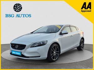 2014 VOLVO V40 T4 1.6 PETROL AUTOMATIC - Image 4