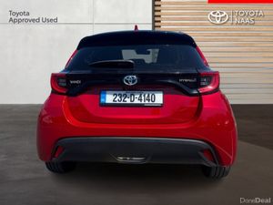 Toyota Yaris 1.5 LUNA SPORT 4DR A - Image 4