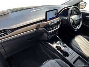 Ford Kuga 2.5 Duratec 225PS PHEV Vignale Auto - Image 2