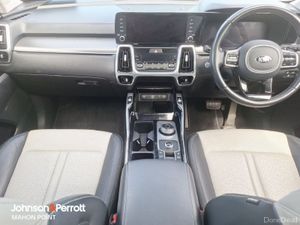 Kia Sorento 1.6 PHEV K4 4X4 7 seats TOP SPEC - Image 4