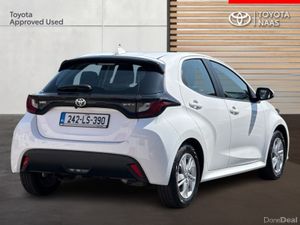 Toyota Yaris Yaris Hybrid 115 Luna - Image 2