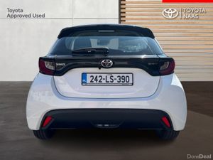Toyota Yaris Yaris Hybrid 115 Luna - Image 4