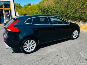Volvo V40 FINANCE AVAILABLE - Image 4
