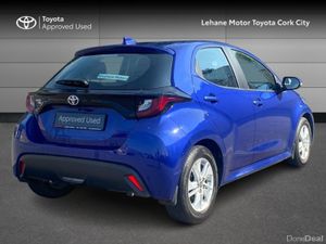 Toyota Yaris 1.0 LUNA 4DR - Image 2