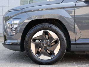 Hyundai KONA Kona EV Platinum 65kWh - Image 4