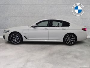 BMW 5-Series 545e xDrive M Sport Saloon - Image 4