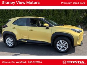 Toyota Yaris Cross CR LUNA 4DR AUTO - Image 2