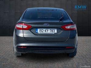 Ford Mondeo Titanium 2.0 TDCI 150BHP - Image 3