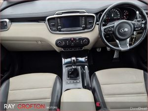 Kia Sorento Platinum 2WD - Image 4