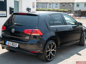 2015 Volkswagen Golf 1.2 Automatic DSG - Image 2