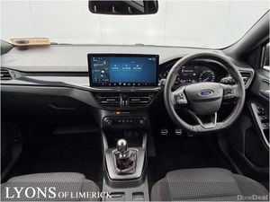 Ford Focus ST-Line X 1.0L EcoBoost 125PS mHEV - Image 4