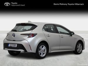 Toyota Corolla HYBRID LUNA H/B 4DR AUTO - Image 2