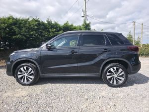 2022 Suzuki Vitara HV - Image 2