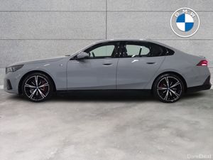 BMW i5 eDrive40 M Sport Pro Saloon - Image 4