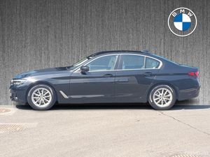 BMW 5-Series 520d SE Saloon - Image 4
