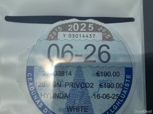 Hyundai i10 Deluxe Plus 2tone 5DR - Image 4
