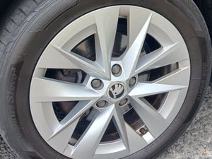 Skoda Octavia 2024 2.0 TDi AMBITION 5dr IRISH CAR - Image 3