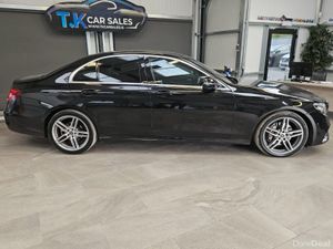 17 MERCEDES BENZ E-CLASS 220 AMG LINE - Image 2