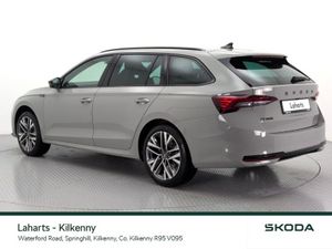Skoda Octavia EX DEMO - BIG SAVING - LOW MILES - C - Image 4