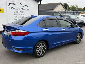 Honda Grace 1.5 PETROL EX SENSING HYBRID AUTO - Image 3