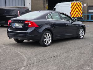 Volvo S60 SE 2.0 L Diesel Automatic - Image 4