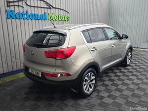 2015 Kia Sportage 1.7 D EXL - Image 3