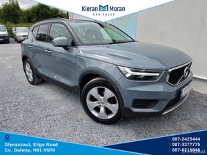 Volvo XC40 T3 MOMENTUM 5DR - Image 2