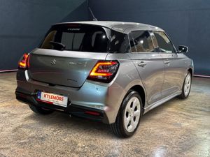 Suzuki Swift 1.2 HYBRID AUTOMATIC - NEW MODEL - CR - Image 3