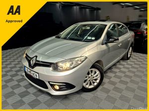 🚗 Renault Limited Edition | Manual | Sunroof 🚗 - Image 3