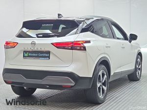 Nissan Qashqai 1.3 PET MILD HYBRID SV PREMIUM *Scr - Image 3