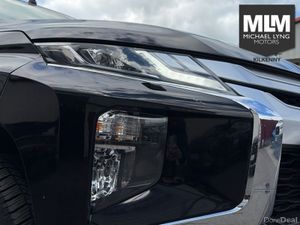 Mitsubishi L200 Intense 6MT 4DR. Price Ex. VAT. - Image 4