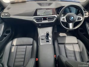 BMW 3-Series 330e xDrive M Sport Auto - Image 4