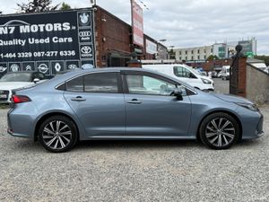 2022 Toyota Corolla 1.8 HYBRID LUNA SPORT AUTO - Image 2