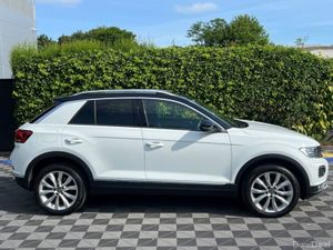 Volkswagen T-Roc SPORT 2.0 TDI AUTO // DIGITAL CLU - Image 2