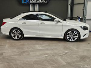 18 MERCEDES BENZ CLA 200 D URBAN - Image 3