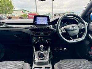 Ford Focus 2020 ST Line 1.5 diesel - Image 3
