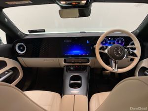 Mercedes-Benz CLA CLA 200 SALOON PROGRESSIVE - Image 4