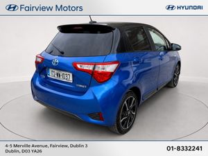 Toyota Yaris HYBRID - Image 2