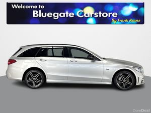 Mercedes-Benz C-Class DE AMG LINE NIGHT EDITION ES - Image 3