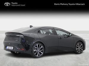 Toyota Prius PHEV - Image 2