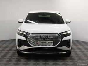 Audi Q4 e-tron S line - Image 2