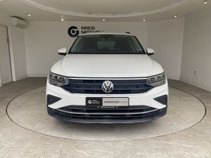Volkswagen Tiguan 2021 - Image 3